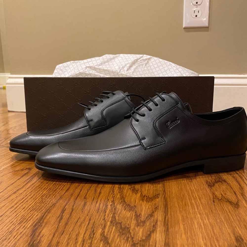 Gucci Black Leather Dress Shoes,9 UK, brand new,